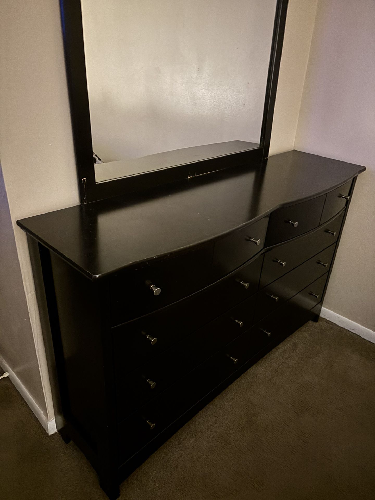 Dark Brown 8 Drawer Dresser.