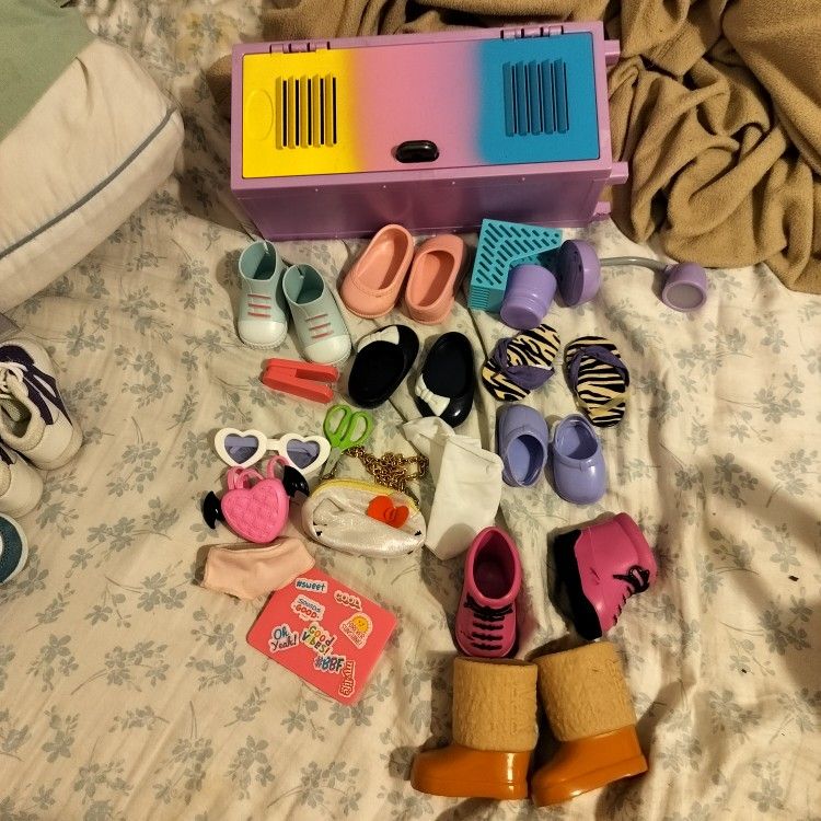 Doll Shoes And Accessories Will Fit 18 In