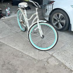 Huffy Beach Cruiser 