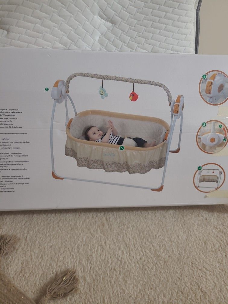 SanPaull Soothing Motions Cradle