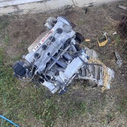 Toyota Corolla Engine And Trans 