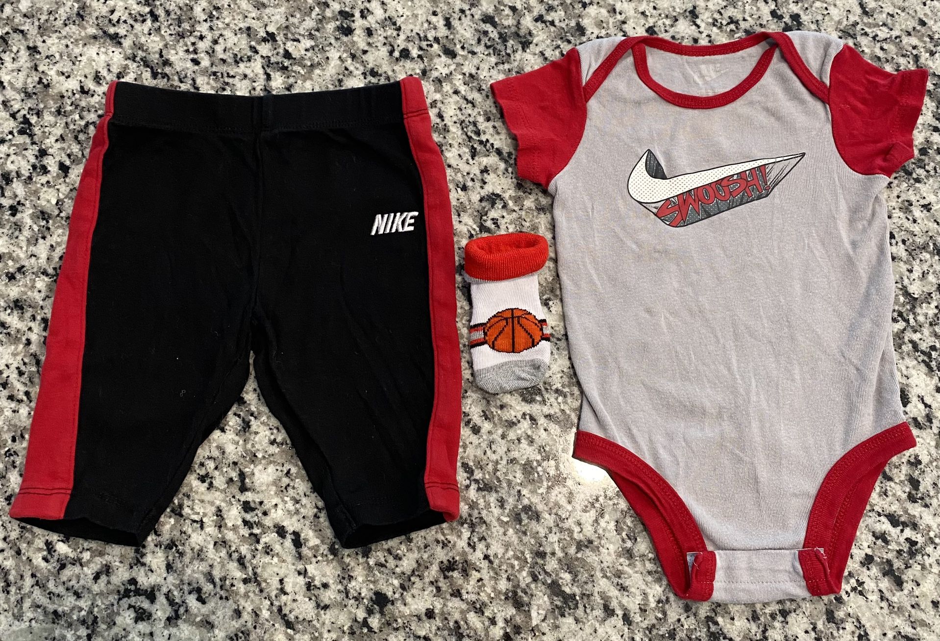 5 Complete 6-9 Months Boy Outfits