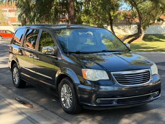 2014 Chrysler Town & Country