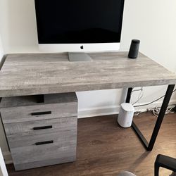 Computer Desk With Chair 