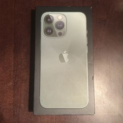 Unlocked iPhone 13 Pro 256GB Alpine Green – Mint + Cable + RFID Wallet Case