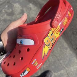 Brand New Crocs Lighting McQueen Men’s 7.0 / 9.0 Women’s
