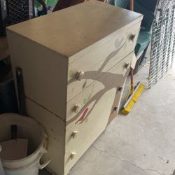 Kids dresser