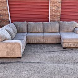 *Free Delivery* Gray Ashley Furniture Sectional Couch Sofa