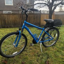 Like New Men’s Trek Shift2 - $450