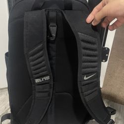 Nike elite bag