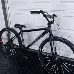 Throne 29er Goon