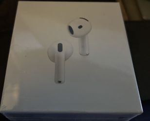 Apple Air Pods 4th Gen