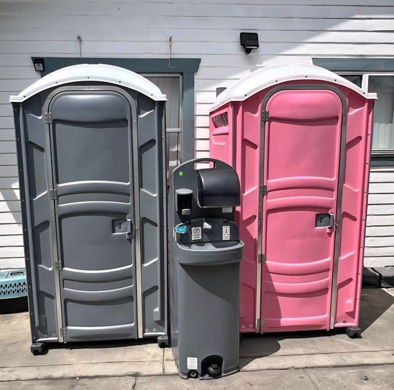 Porta Potty Portable Restroom