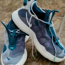 Shoes Nike Size 12