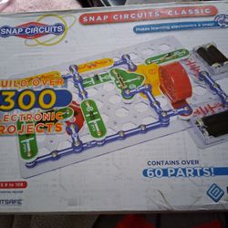Snap Circuits Classic 300 Piece