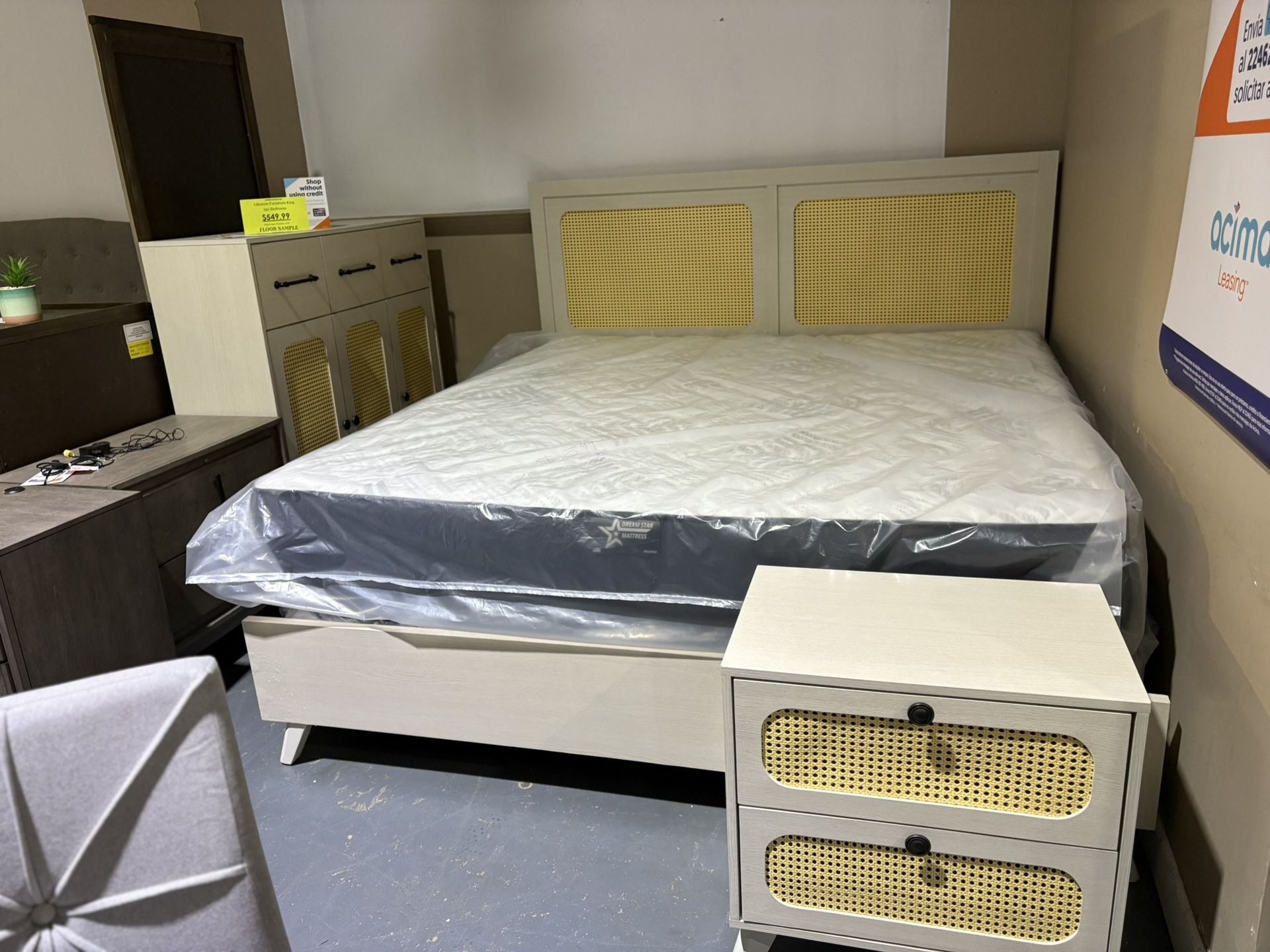New King Size Bedroom Set
