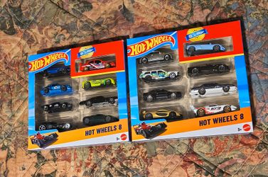 Hot wheels set of 8