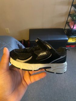 Avia Toddler Sneakers Black and White 7c