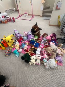Great New Condition Stuff Animals and Characters- Pet Free and Smoke Free Home