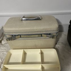 2 Vintage Samsonite train cases.