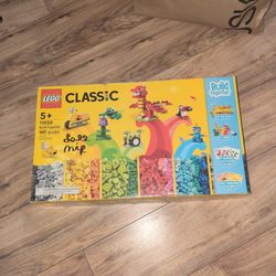 Lego classic