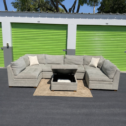 Beige Thomasville Modular Sectional Couch with Storage Ottoman