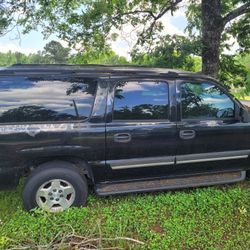 2004 Chevrolet Suburban
