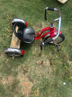 Schwinn roadster tricycle