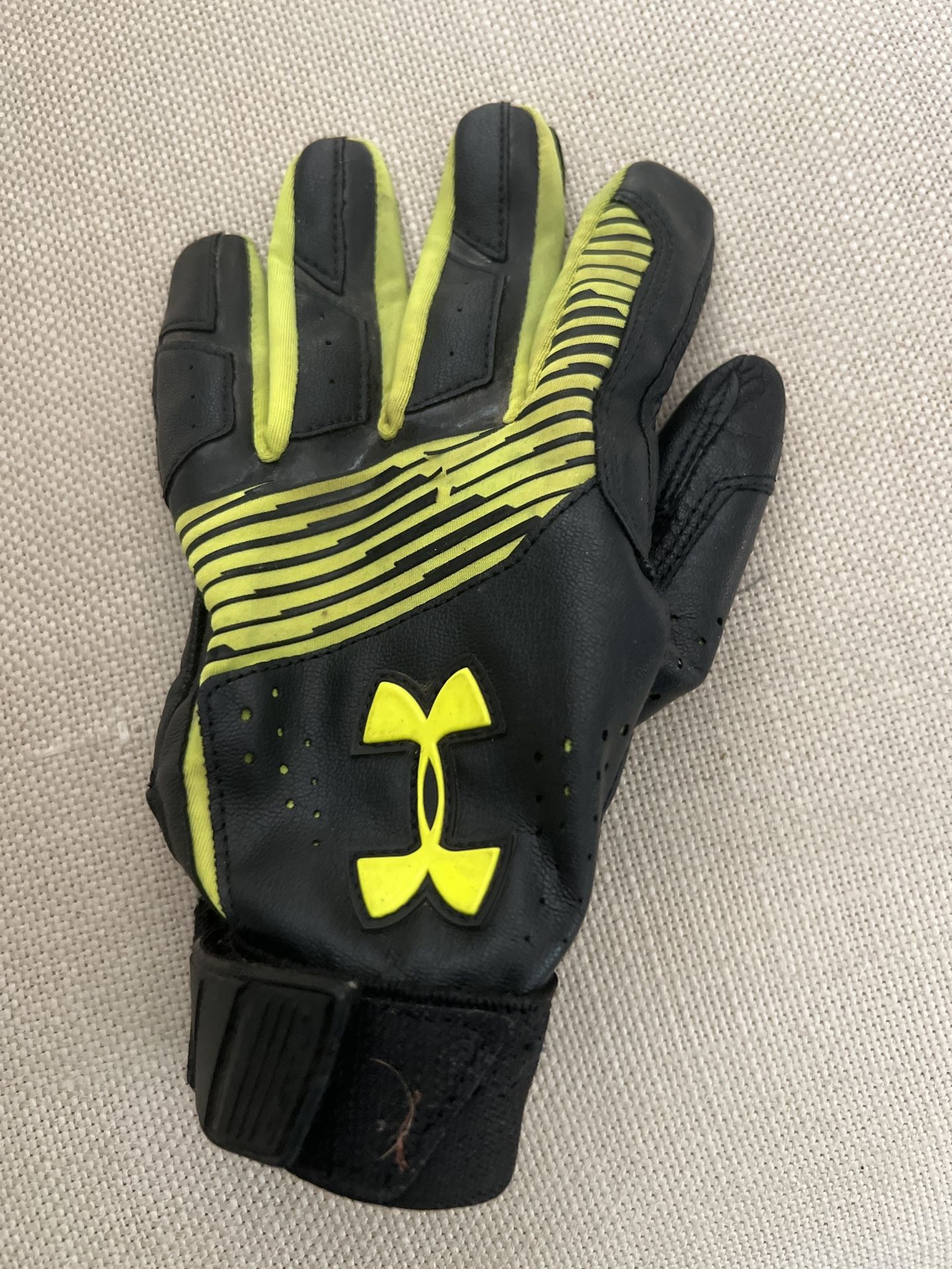 UnderArmour Clean Up 21 Youth Batting Glove LeftHand,Sz M/L