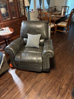 Leather recliners