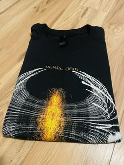 Pearl Jam concert tee