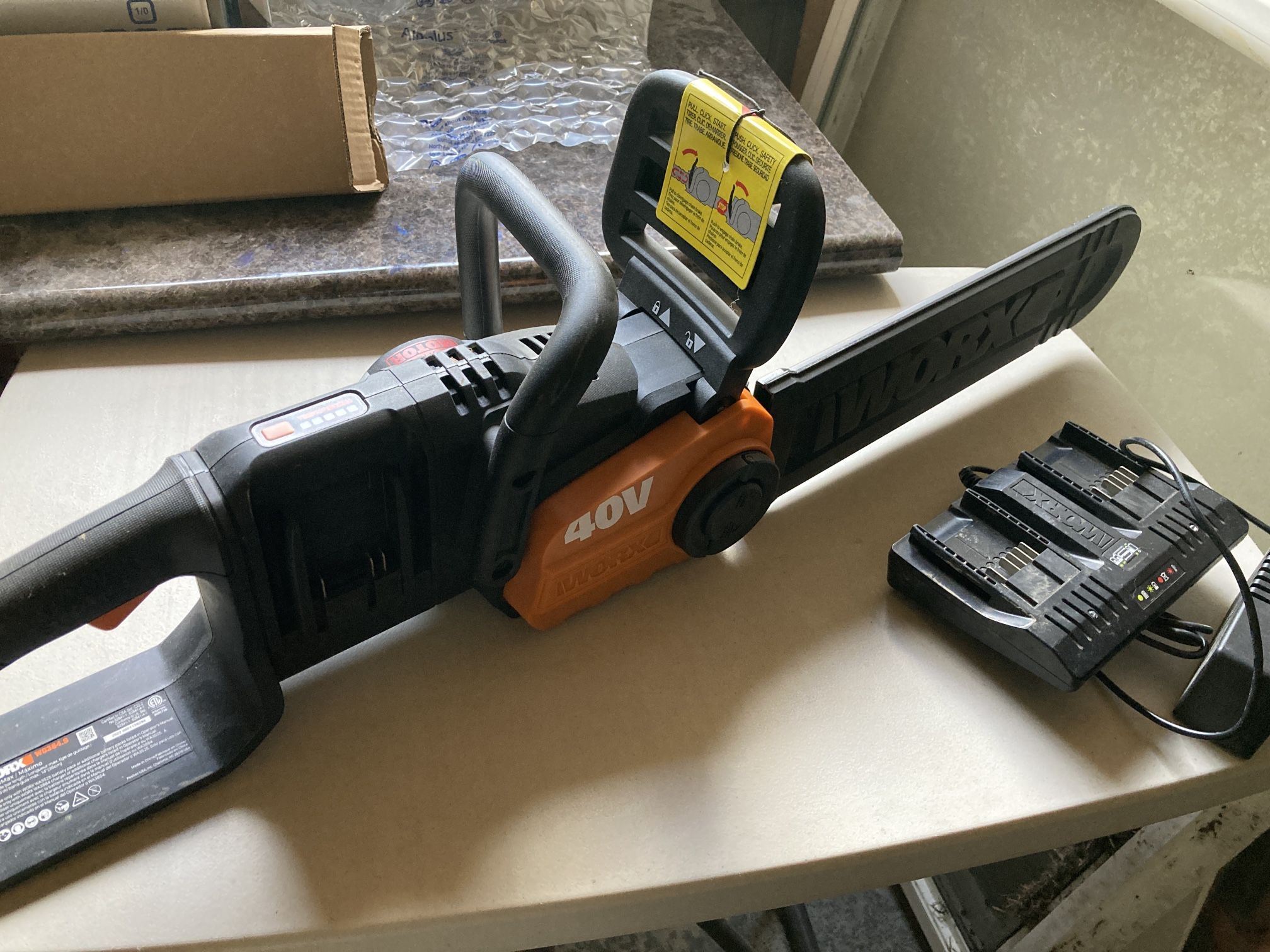 Worx Cordless Chainsaw 14 Inch, (tool only) Brand New!