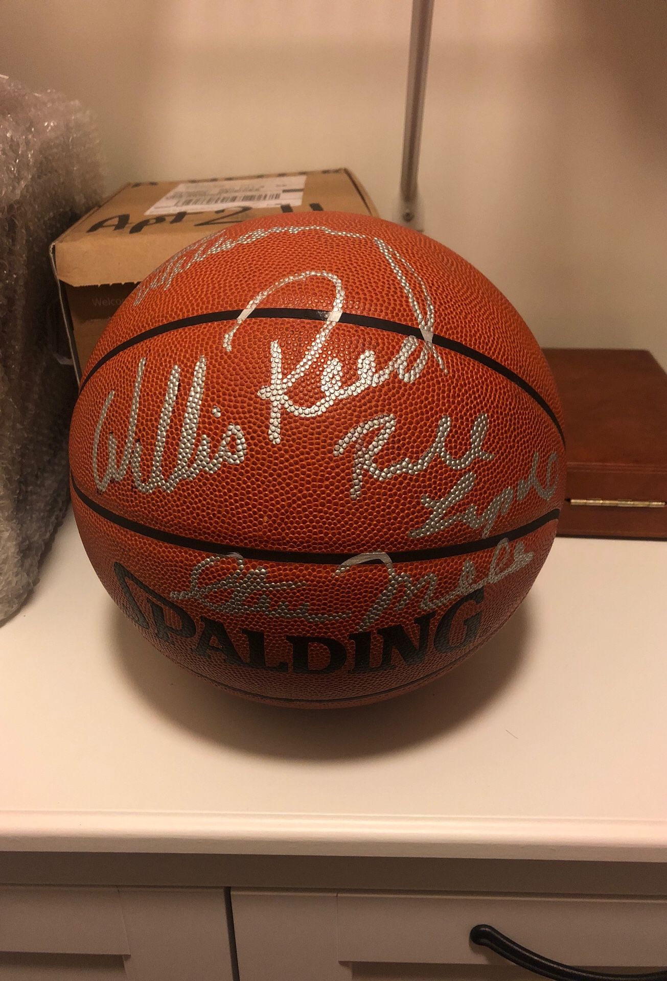 New York Knicks Willis Reed, Buck Williams, and Steve Mills signed basketball