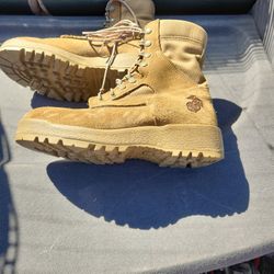 Military Boots Size 6.5R