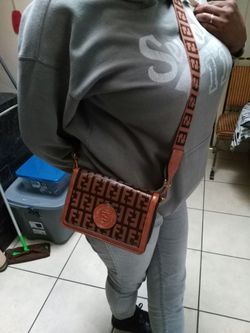 Asian Designer fanpinbag.this is not a Fendi purse. for Sale in Concord CA OfferUp