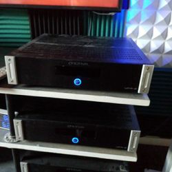 Emotiva Upa-2 Amplifier 