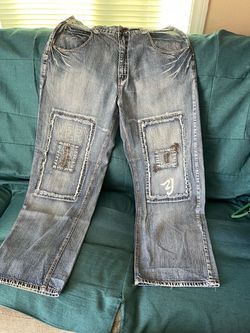 Pantalon de hombre# 38 a 10 dolares cada uno en muy buenas condiciones