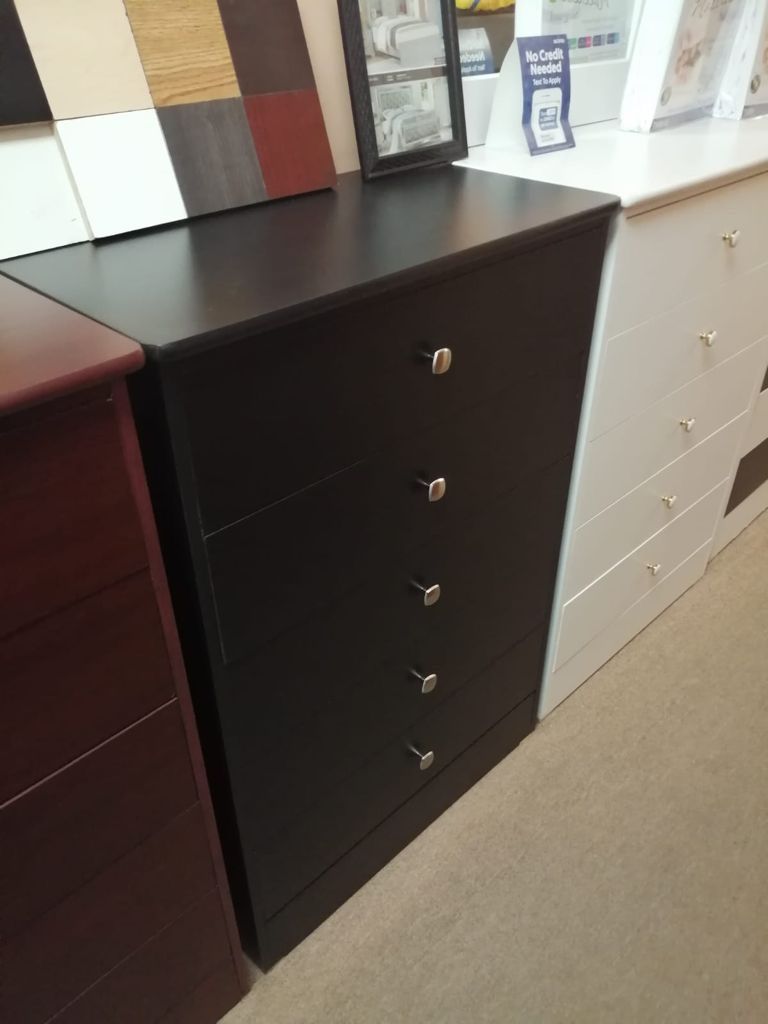 Dresser 5 drawer