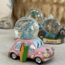 Collection Of Souvenir Water Snow Globe  