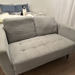 Loveseat 