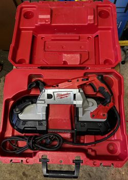 Milwaukee  Bandsaw 