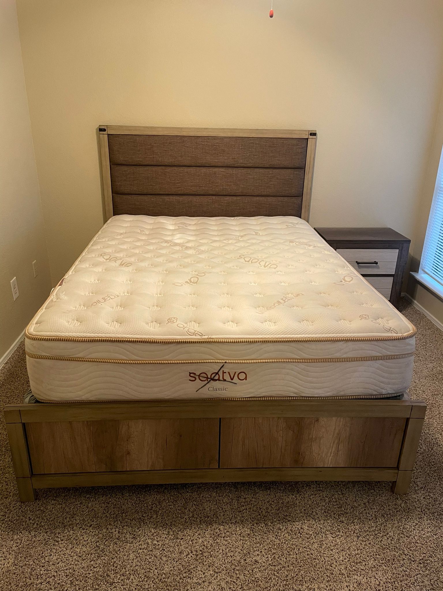 Queen Bed Frame With Mattress Pillow Top