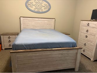 Queen Bedroom Set