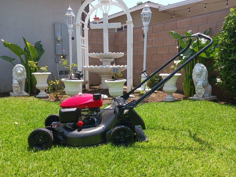 LAWN MOWER