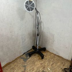 Esthetician Heat Lamp And Facial Steamer