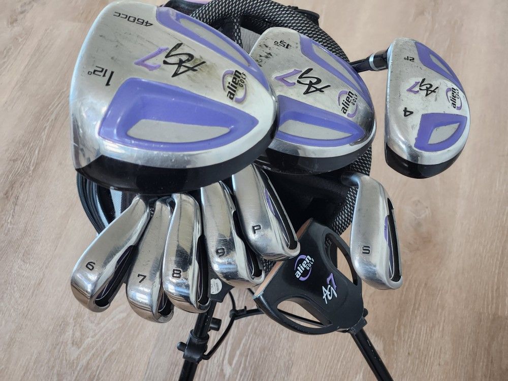 Womens Complete Golf Set Alien AG7 Driver, Woods, Irons, Putter, Bag