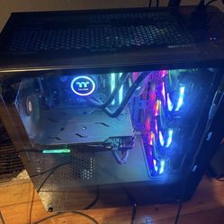 gaming pc with 1 monitor, keyboard/mouse