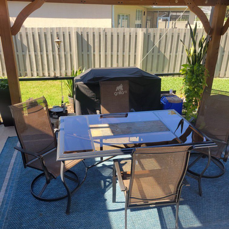 5pc  Outdoor dining  Set (Ready to sell)