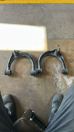 2012 Lexus Gx460 Upper Control Arms