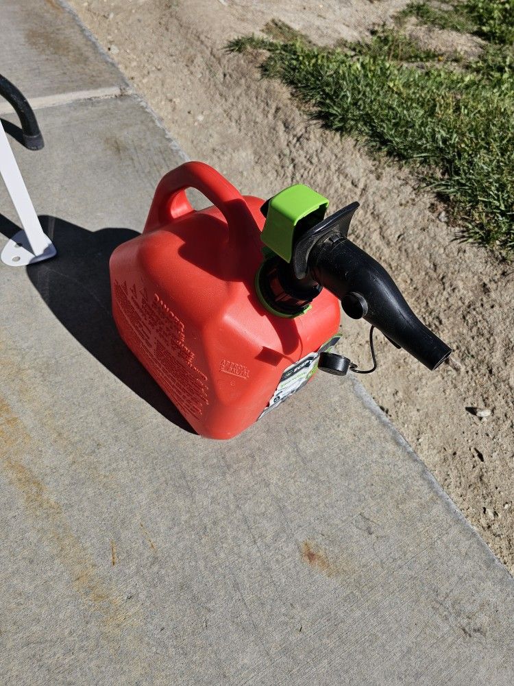 Scepter SmartControl gas can